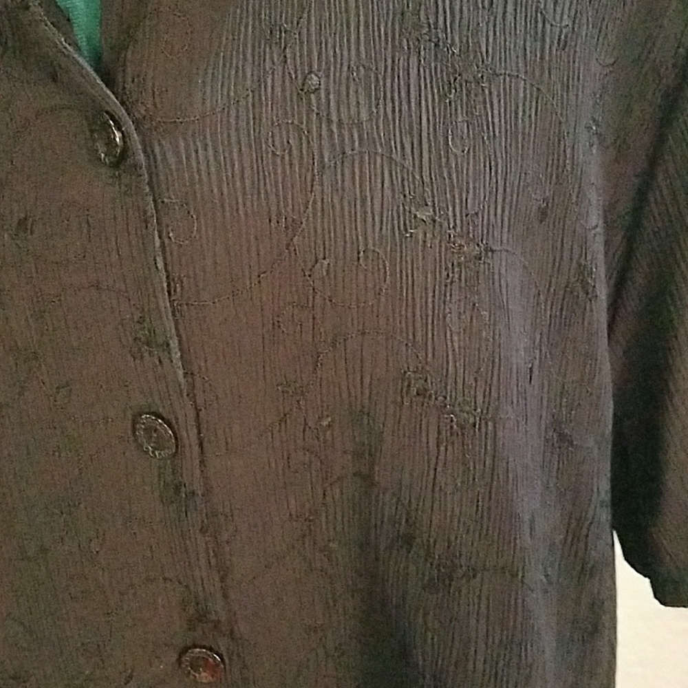 Nice black button down top - Picture 2 of 2